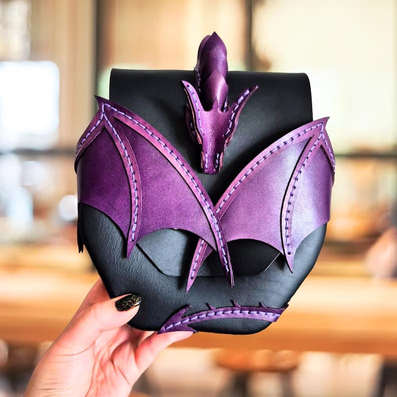 🔥Last Day Sale 49% OFF - 🐉Dragon Embrace shoulder bag natural leather💋