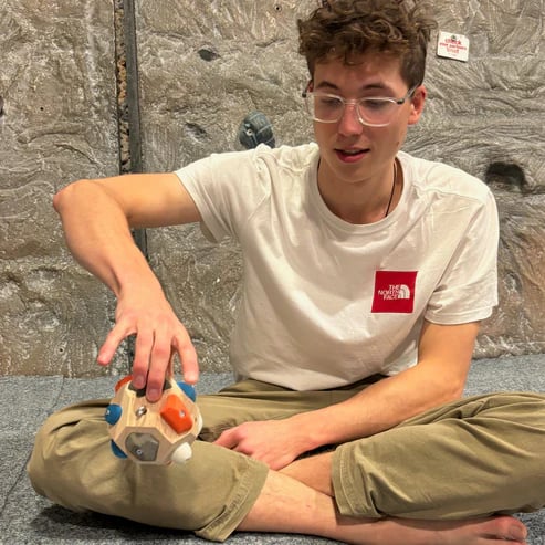 🧗‍♀️Handcrafted Boulder Block - Build Strength and Precision🏆